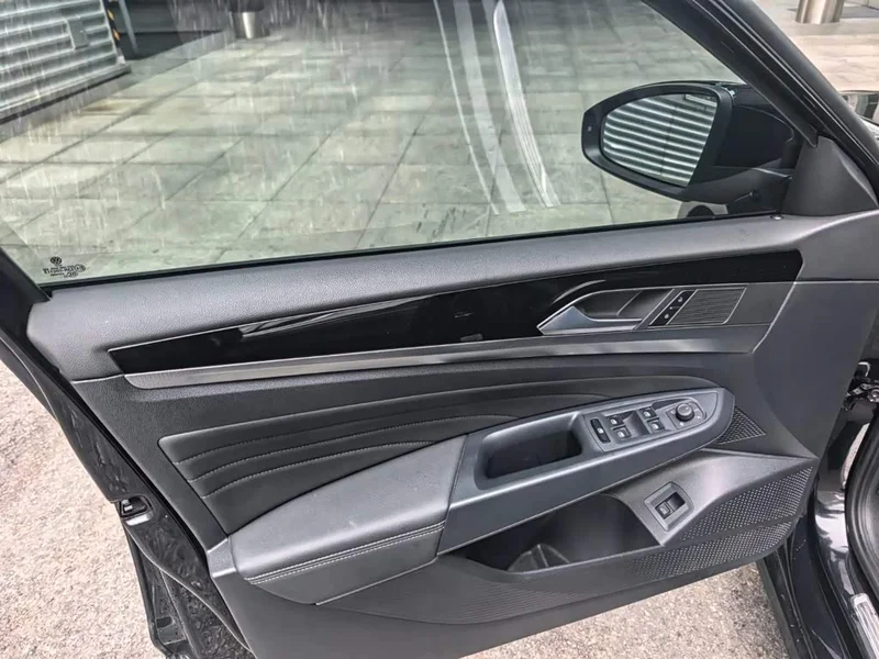 Volkswagen Passat — фото 11