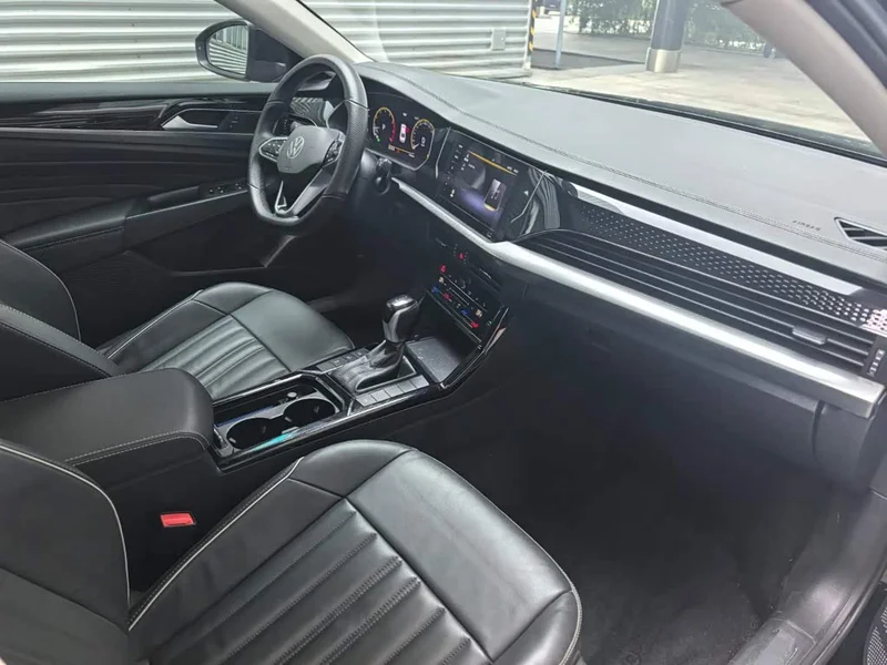 Volkswagen Passat — фото 8