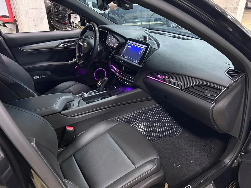 Cadillac CT5 — фото 12