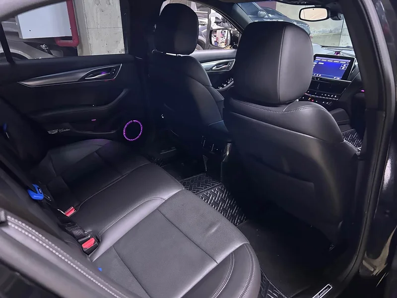 Cadillac CT5 — фото 13