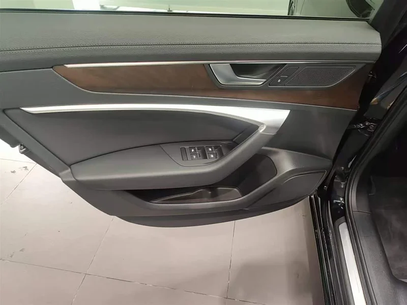 Audi A6L New Energy — фото 16