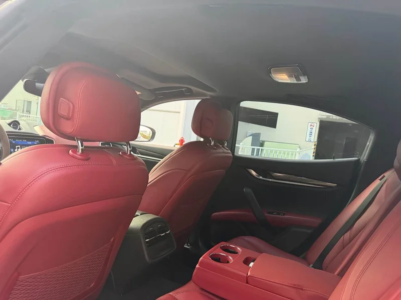 Maserati Ghibli — фото 16
