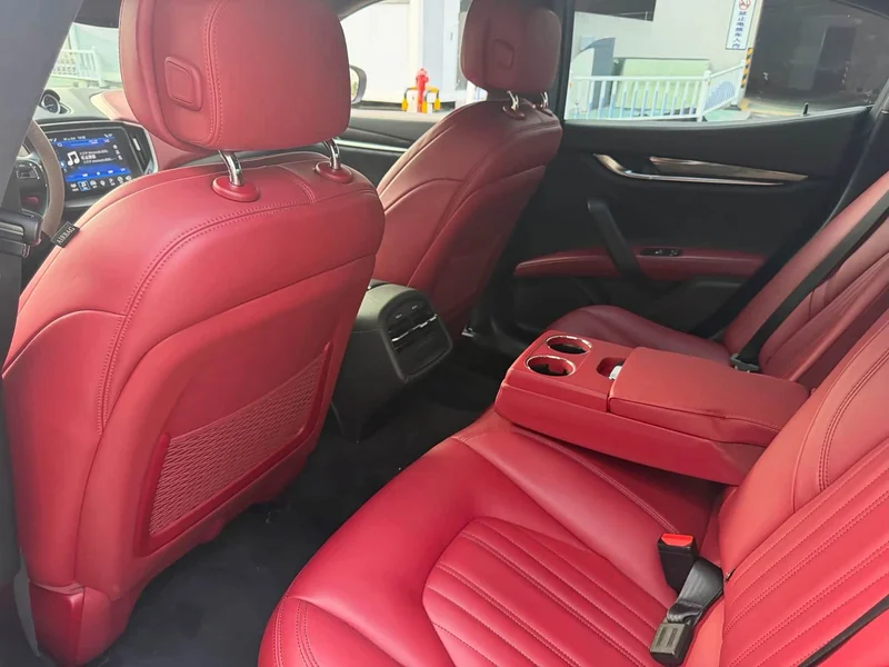 Maserati Ghibli — фото 18