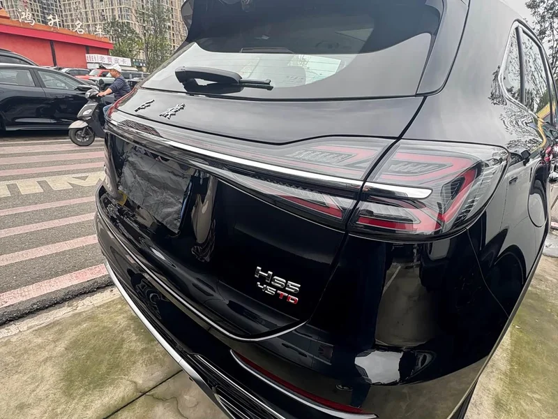 Hongqi HS5 — фото 15