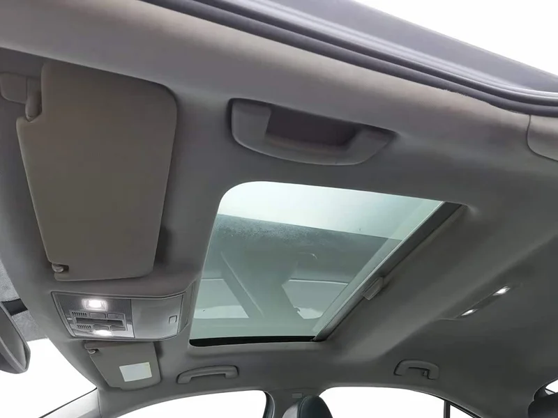 Skoda Superb — фото 14