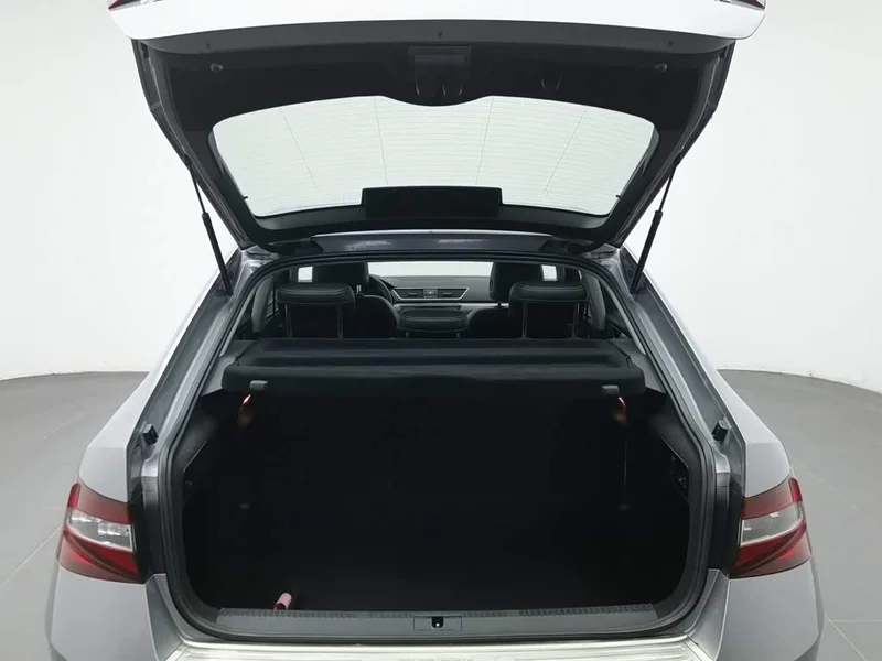 Skoda Superb — фото 16