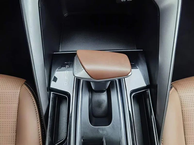 Kia Sportage — фото 13