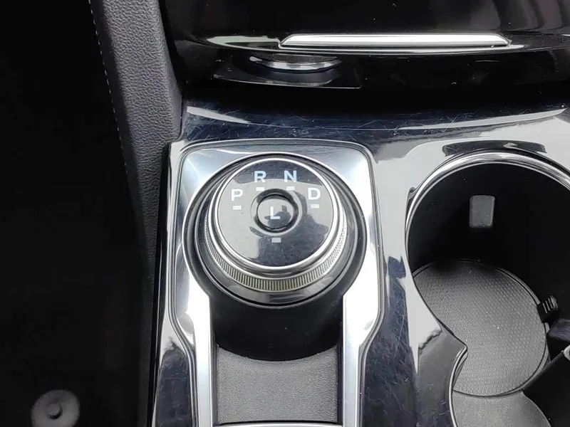 Ford Edge — фото 13