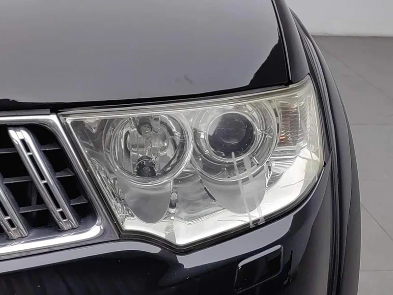 Mitsubishi Pajero Sport (Imported) — фото 7