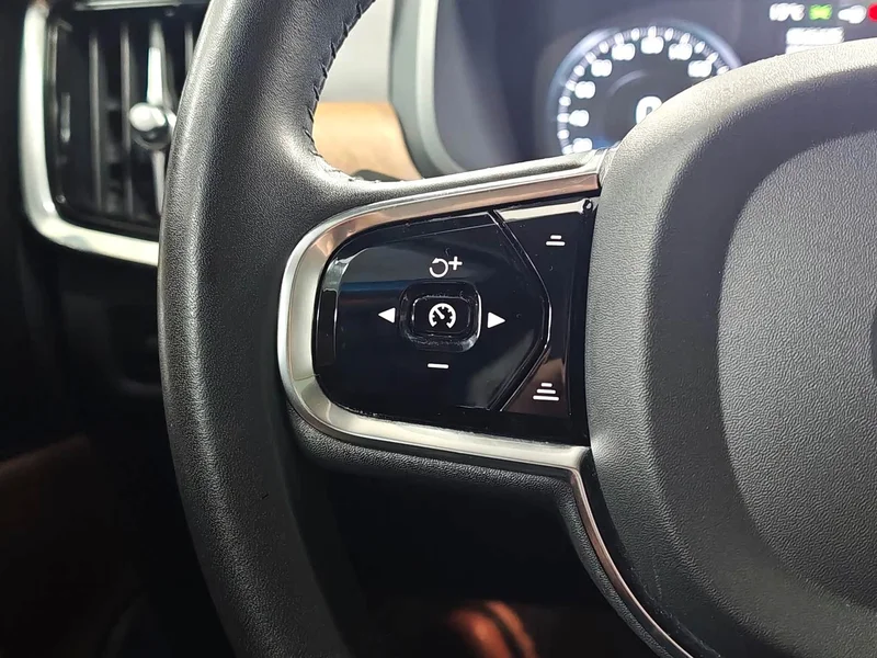 Volvo S90 — фото 14