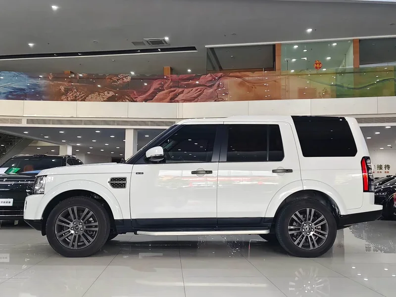 Land Rover Discovery — фото 18