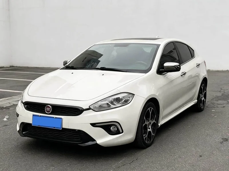 Hyundai i30 — фото 1