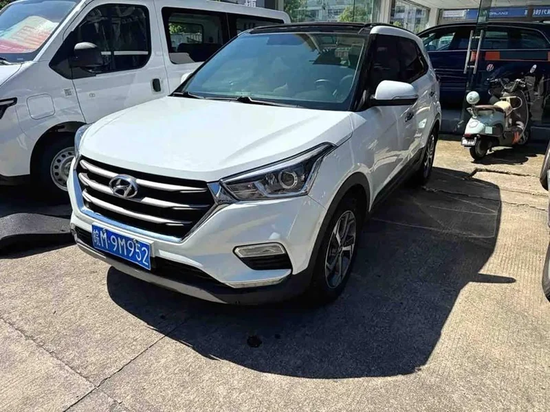 Hyundai ix25 — фото 1