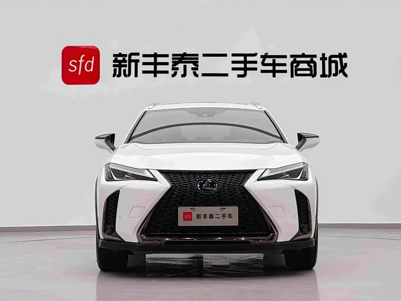 Lexus UX — фото 2
