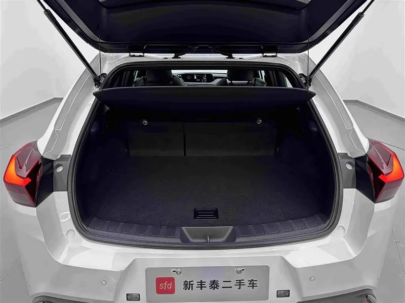 Lexus UX — фото 26