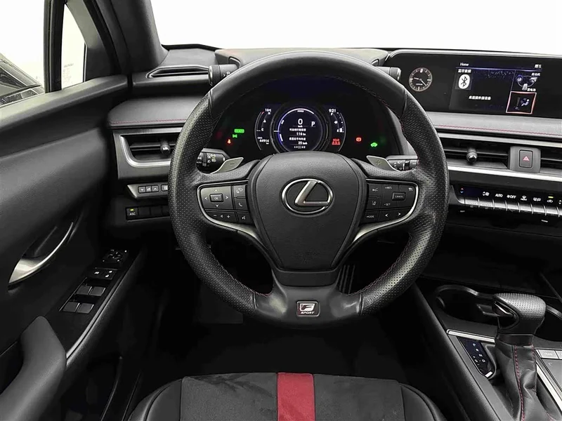 Lexus UX — фото 9