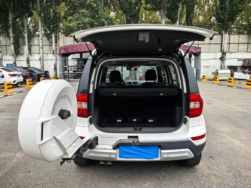 Skoda Yeti — фото 8