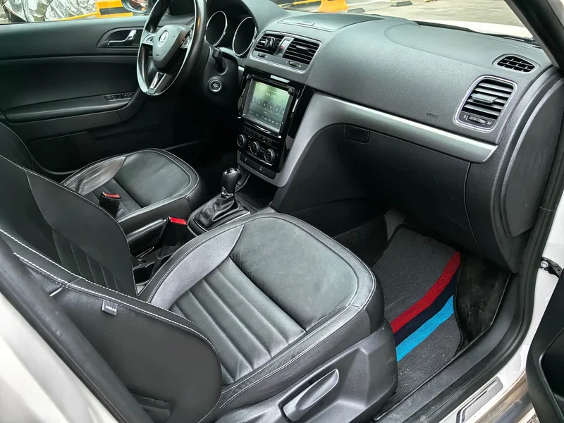 Skoda Yeti — фото 10