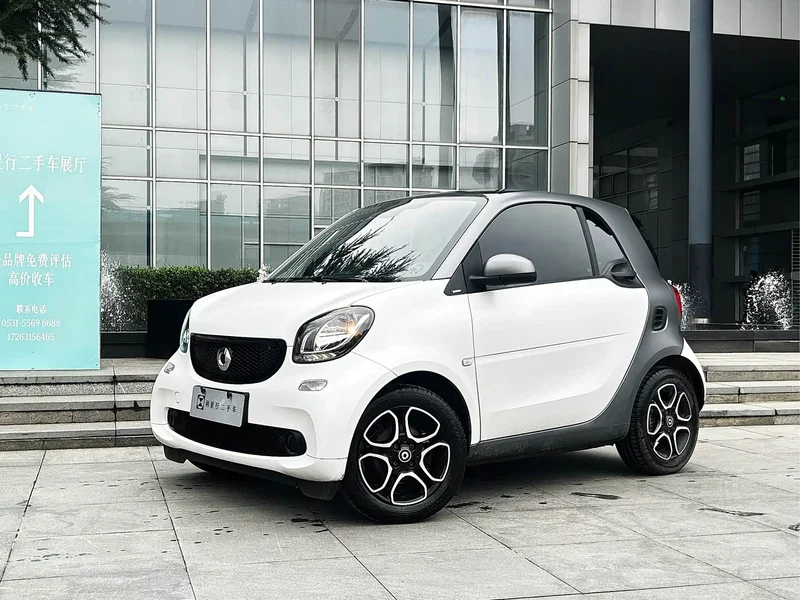 Smart Fortwo — фото 1