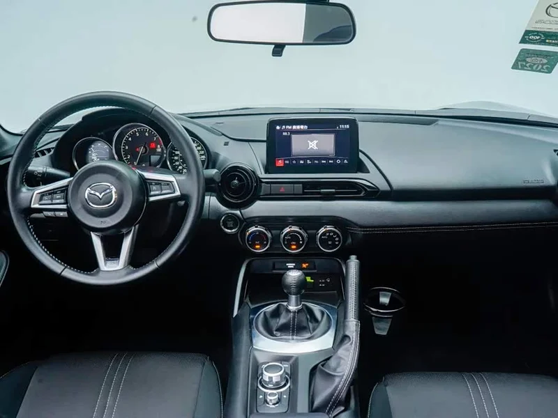 Mazda MX-5 — фото 3