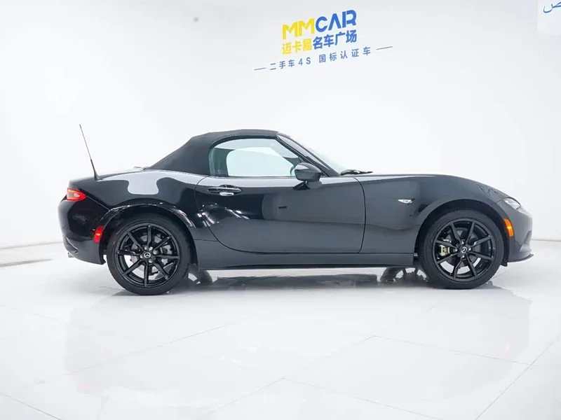 Mazda MX-5 — фото 10