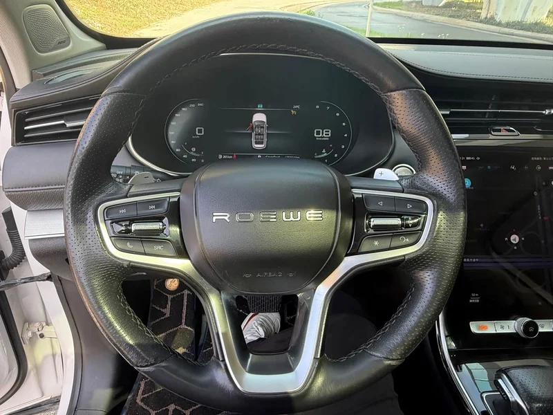 Roewe RX5 MAX — фото 11