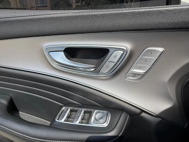 Roewe RX5 MAX — фото 13