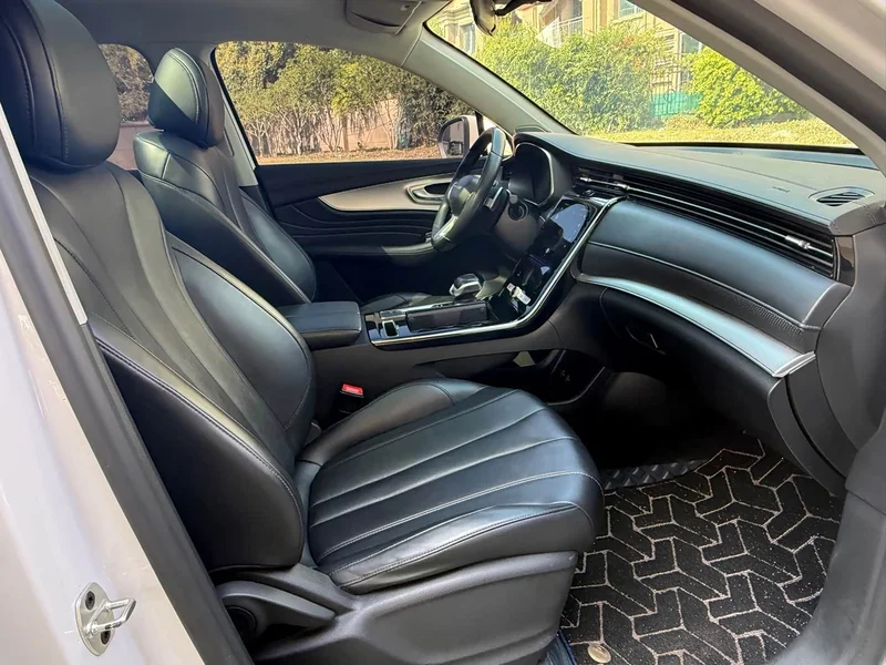 Roewe RX5 MAX — фото 20