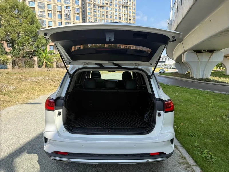 Roewe RX5 MAX — фото 22