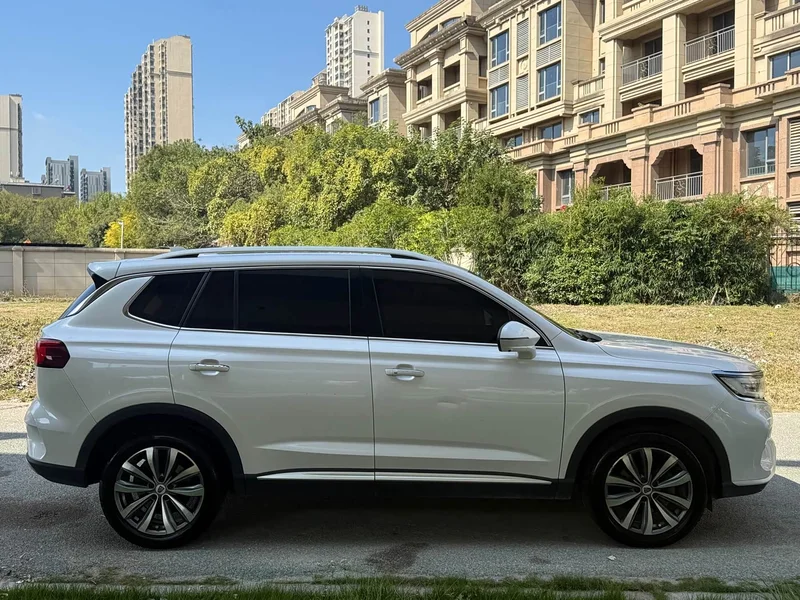 Roewe RX5 MAX — фото 4