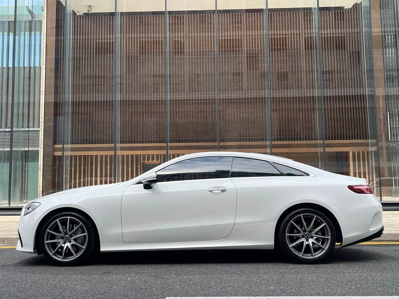 Mercedes-Benz E-Class (Imported) — фото 4