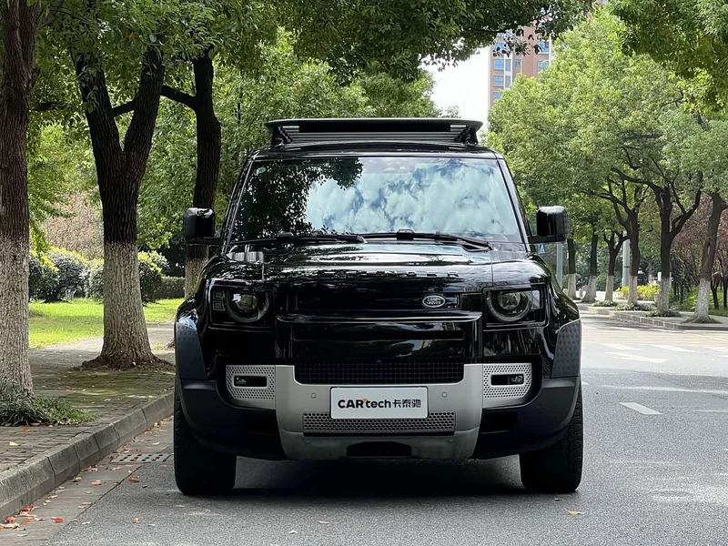 Land Rover Defender — фото 2