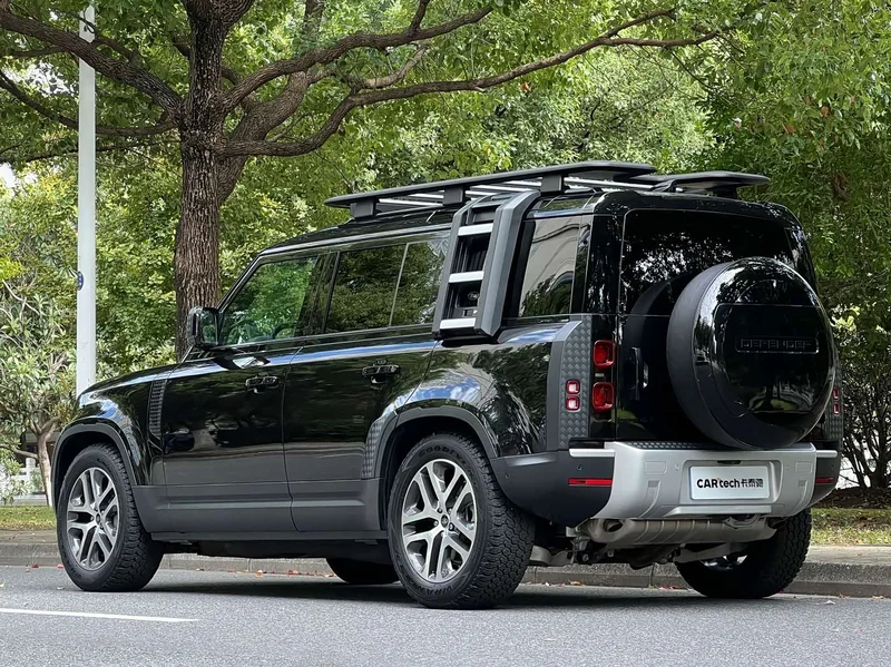 Land Rover Defender — фото 23