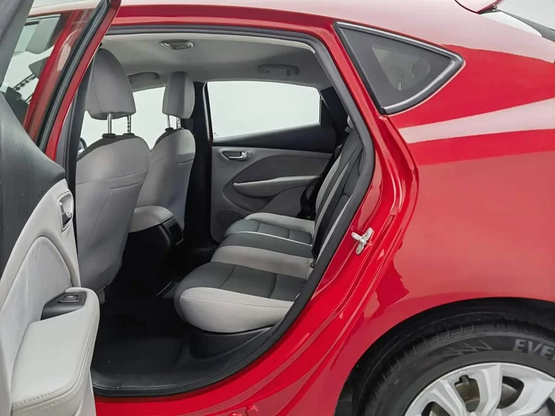 Hyundai i30 — фото 15
