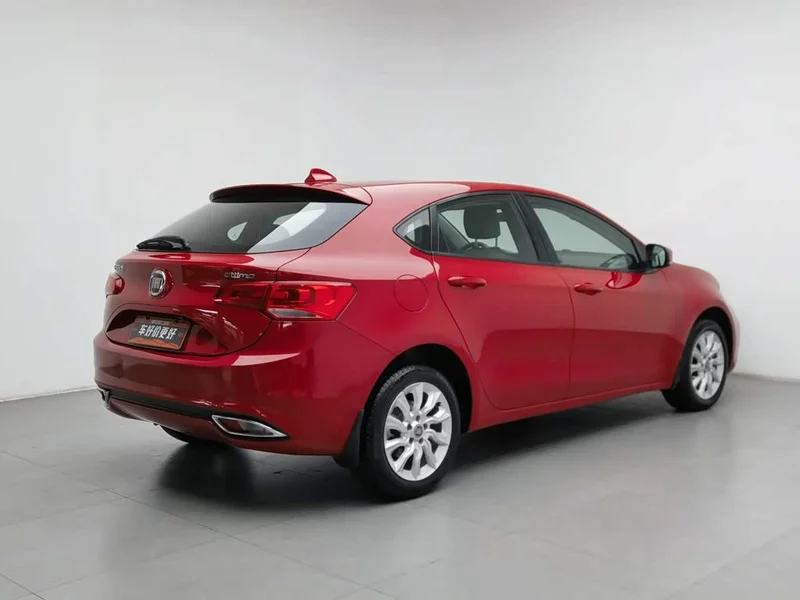Hyundai i30 — фото 2