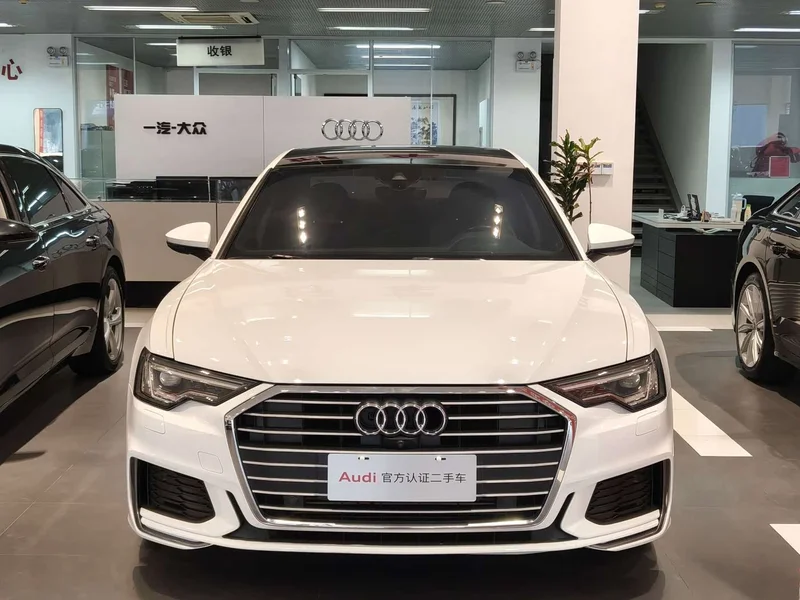 Audi A6L — фото 2