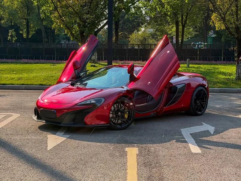 McLaren 12C — фото 1