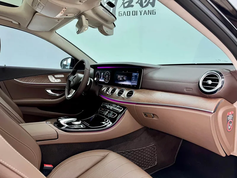 Mercedes-Benz E-Class — фото 15