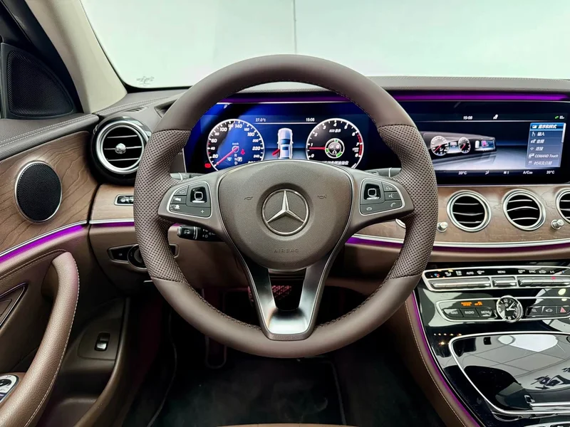 Mercedes-Benz E-Class — фото 17