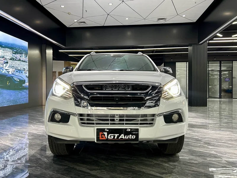 Isuzu D-MAX — фото 2