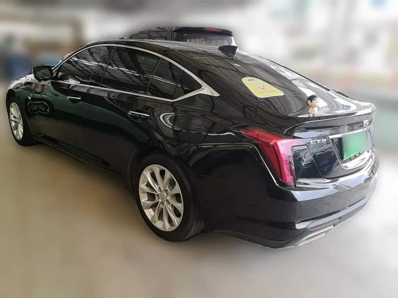 Cadillac CT5 — фото 4