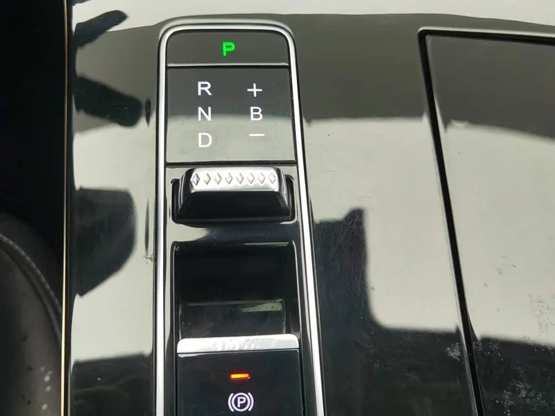 Exeed Zhuifeng C-DM — фото 13