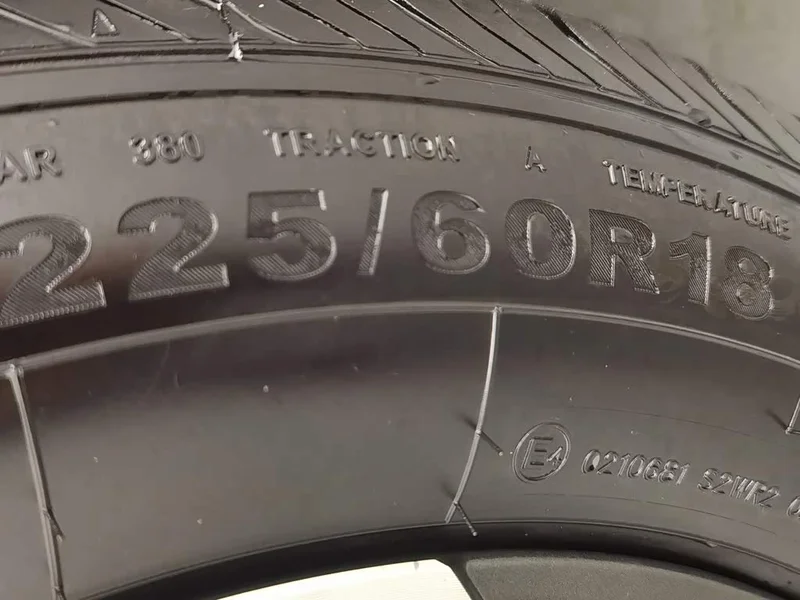 Exeed Zhuifeng C-DM — фото 24