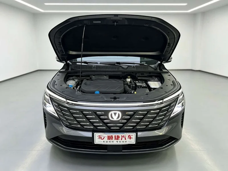 Changan CS75PLUS — фото 18
