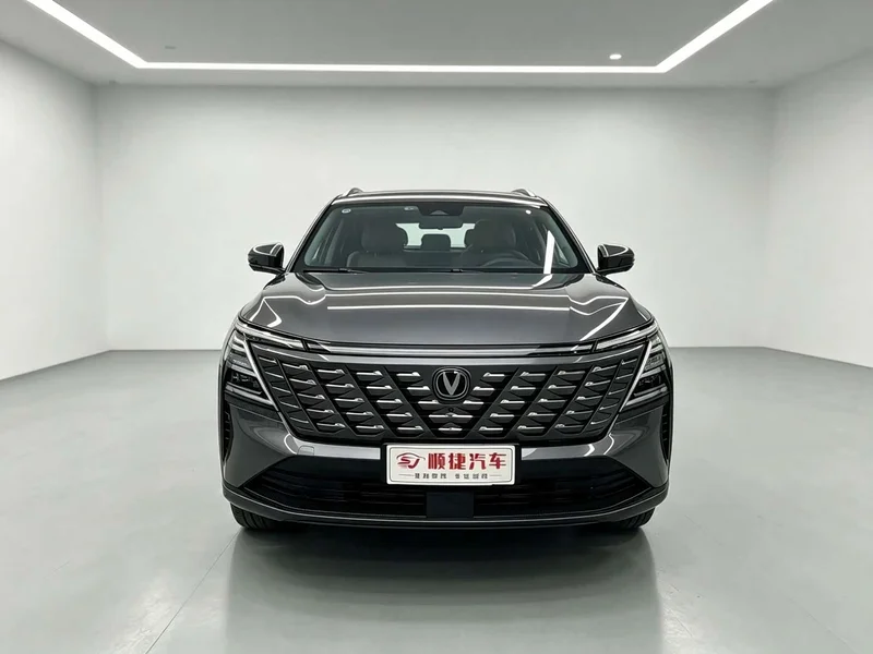 Changan CS75PLUS — фото 2