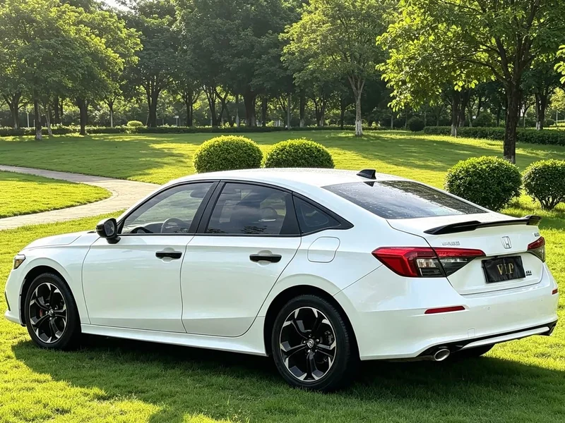 Honda Civic — фото 4