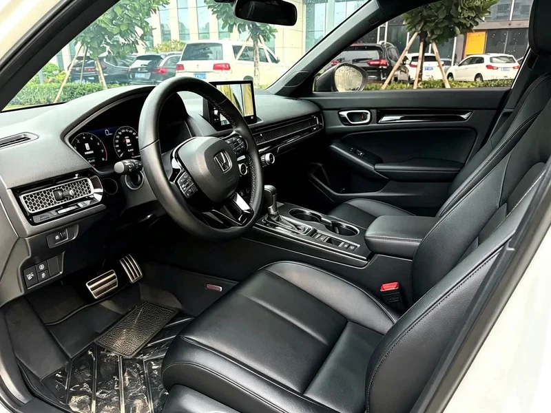 Honda Civic — фото 7