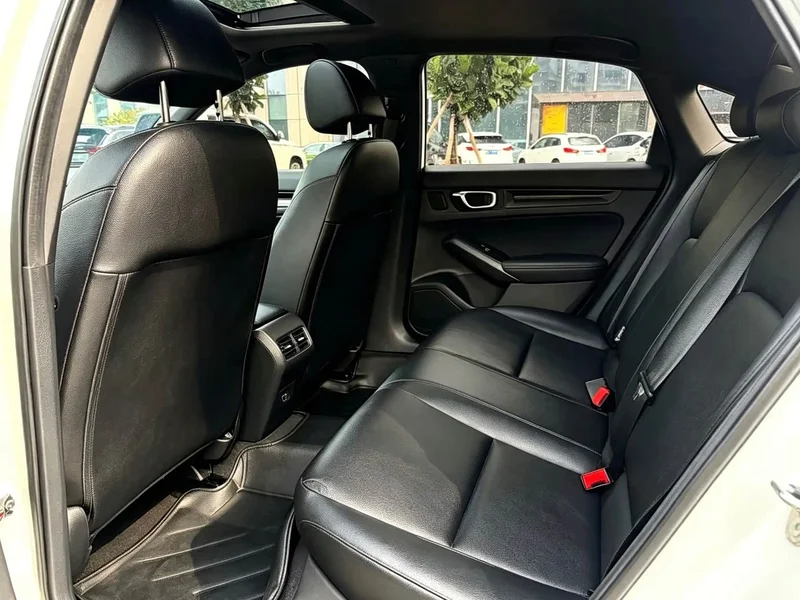 Honda Civic — фото 8