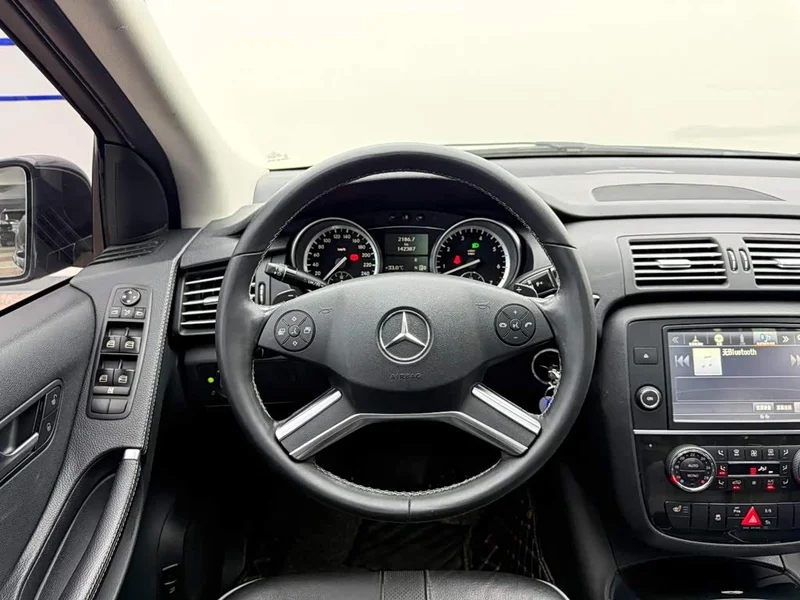 Mercedes-Benz R-Class — фото 12