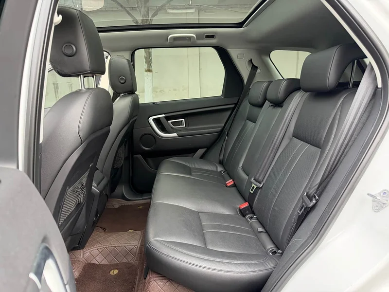 Land Rover Discovery — фото 13